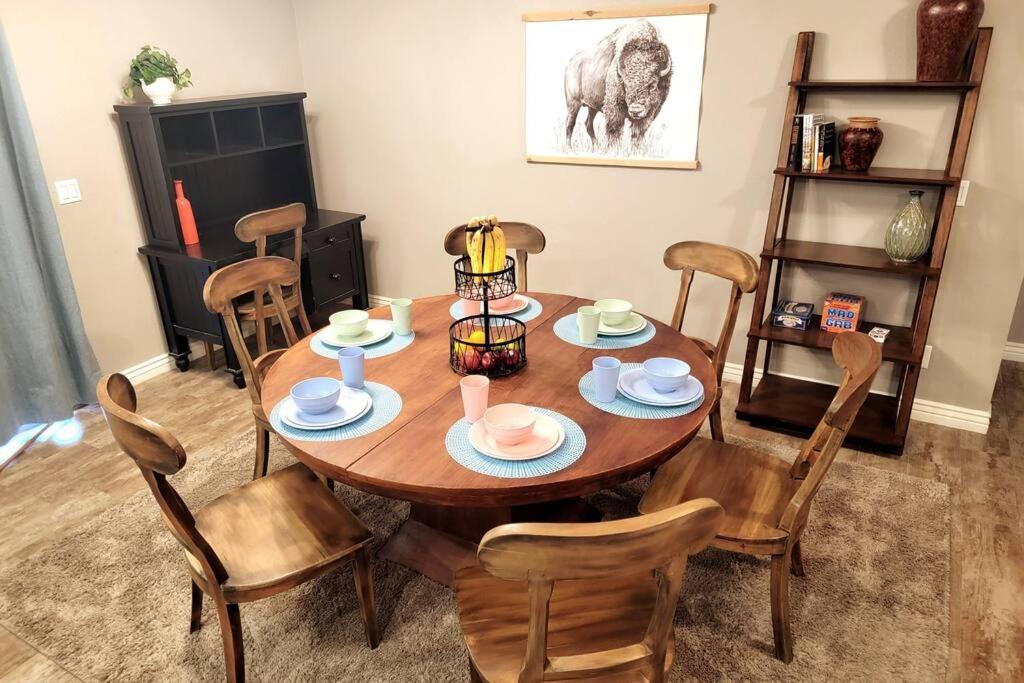 Mesa Oasis Private Pool Spacious! 10+ Guests 7 Beds New, Great Location! Exterior photo